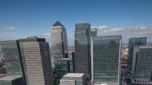 Vista Aérea Dos Arranha Céus Das Docas Londres — Vídeo de Stock