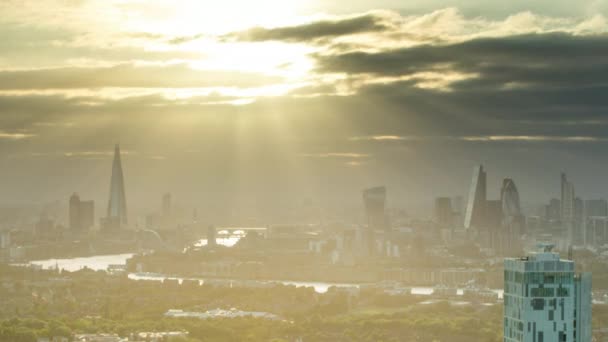 Por Sol Lapso Tempo Cidade Londres Skyscapers Incrível Raios Solares — Vídeo de Stock