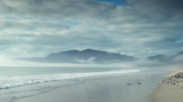 Galiçyaca Fırtınalı Gün Spanya Sahillerinde Güzel Carnota Kumsalda — Stok video