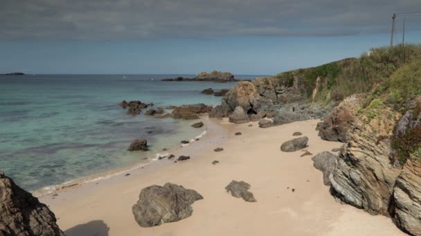 Schöner Strand Praia Vilar Der Galicischen Küste Spaniens Einem Sommertag — Stockvideo