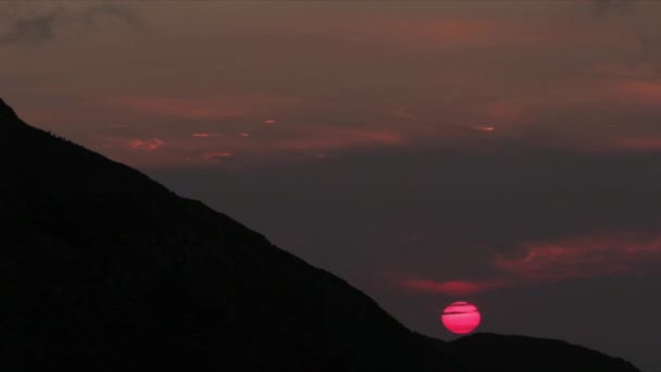 Вид Огненный Яркий Закат Picos Europa Астурия Испания — стоковое видео