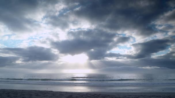 Vista Panoramica Nuvole Onde Sulla Spiaggia Carnota Galizia Spagna — Video Stock