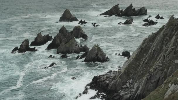 Vue Panoramique Des Vagues Des Falaises Sur Côte Loiba Galice — Video