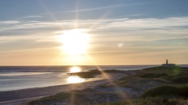 Zeitraffer Des Sonnenuntergangs Strand Von Larino Der Küste Von Galicien — Stockvideo