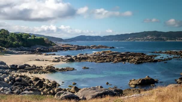 Хронология Красивого Пляжа Playa Lagos Побережье Галисии Испания — стоковое видео