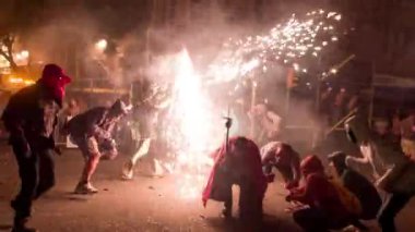 Barcelona, İspanya - 22 Eylül 2018: İnsanlar la Merce Festivali sırasında için sokakta.