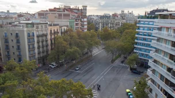 교차로 붐비는 Avenida 바르셀로나 스페인에 — 비디오