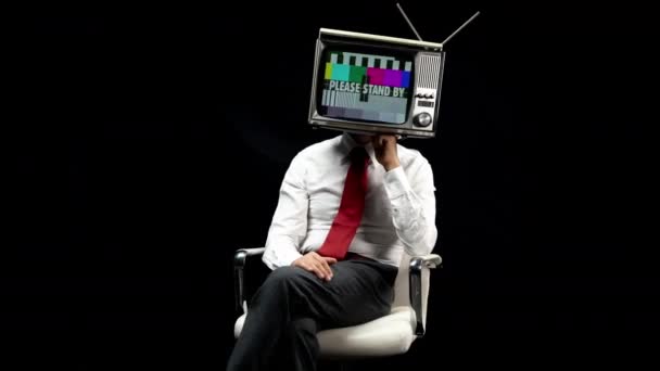 Üzletember Televízió Fejét Fekete Háttér — Stock videók