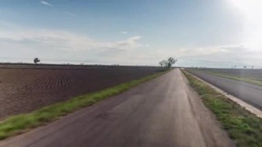 Delta Debro park, İspanya küçük yol boyunca sürüş Araç