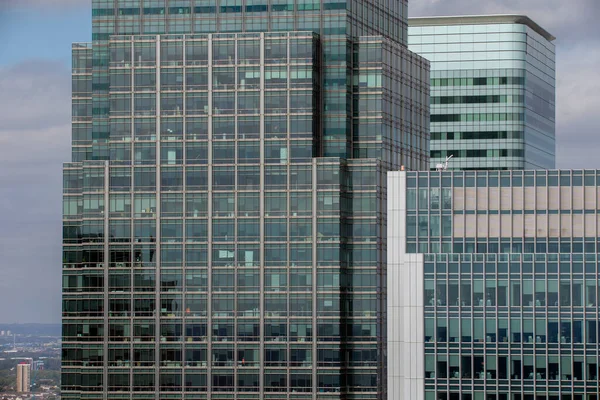 Edifici sul pontile di Caanary a Londra — Foto Stock