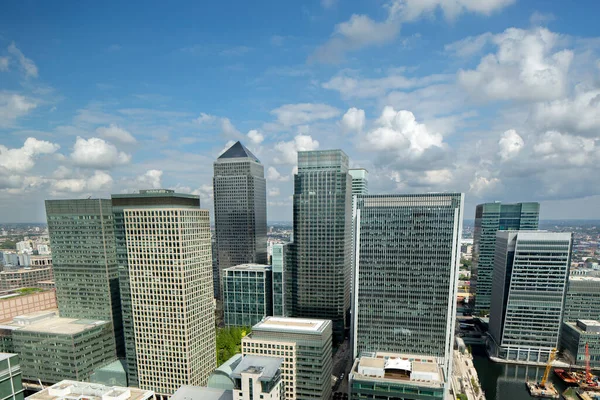 Edificios de muelle Caanary en Londres — Foto de Stock