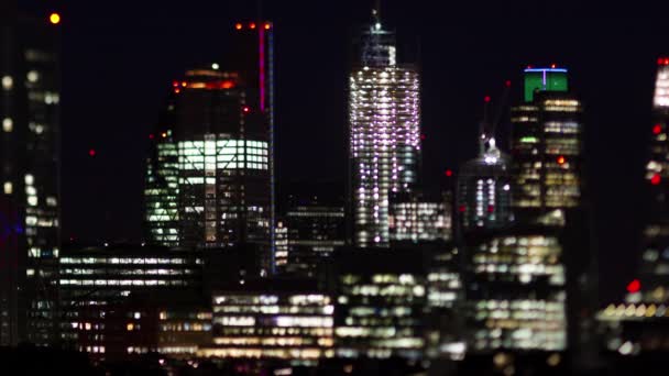 Timelapse video van wolkenkrabbers 's nachts, Londen, Engeland, Verenigd Koninkrijk — Stockvideo