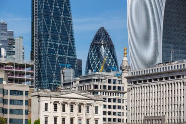 Thame nehrinin yanındaki Londra silueti, İngiltere, İngiltere