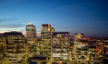 Canary Wharf, Rıhtımlar, Londra geceleri 