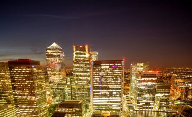 Canary Wharf, Rıhtımlar, Londra geceleri 