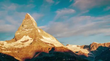 Matterhorn, Alpler 'in ileri geri zaman videosu