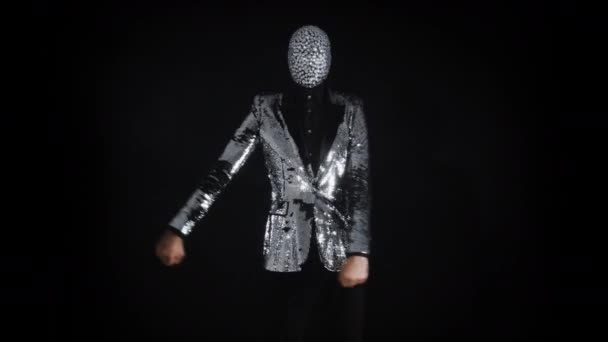 Mr disco ball wearing silver jacket dancing — Stock Video