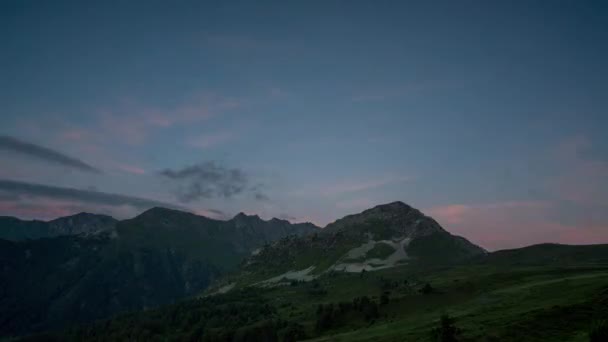 Timelapse wideo chmur nad górami, Verbier, Szwajcaria — Wideo stockowe