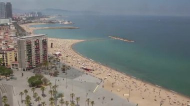 Barceloneta, Barcelona, İspanya sahillerindeki insanların zamanı