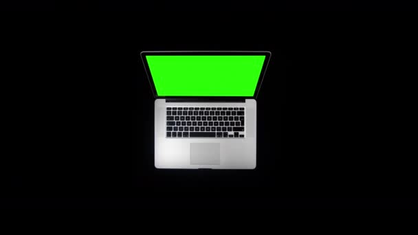 Vídeo de laptop com tela verde — Vídeo de Stock