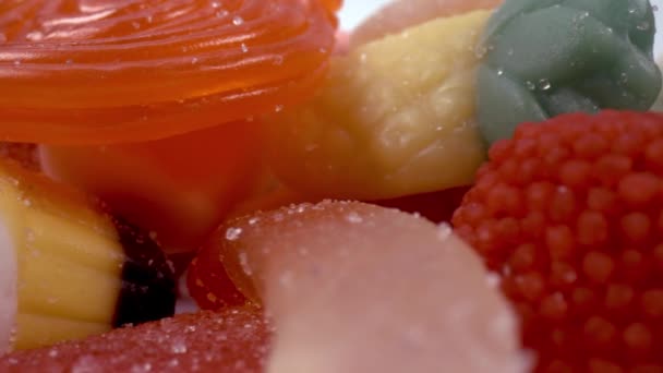 Macro cerca de imágenes de dulces de jalea — Vídeo de stock
