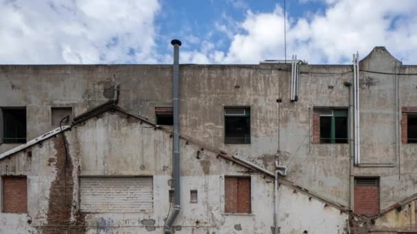 Timelapse footage of clouds over old building, Barcelona — Stock Video