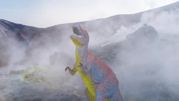 Images de dinosaures dans un paysage volcanique — Video