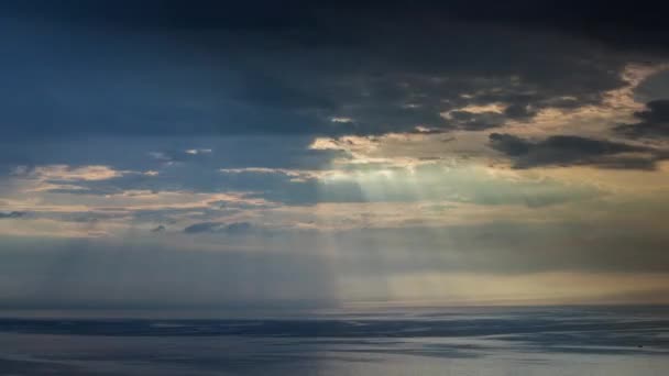 Loopable video of stormy clouds moving in the sky over the Mediterranean sea — Stock Video