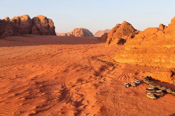 wadi rum çöl ve Bedevi gündoğumu çadır Ürdün '