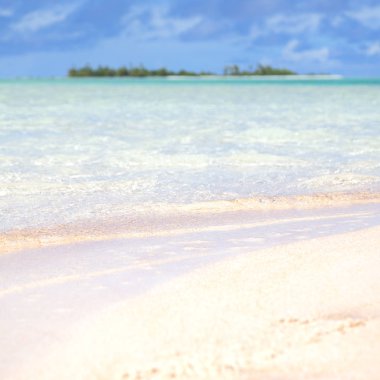 pembe kum kıyı şeridi cennet kavramı ve Real gibi Polinezyası rangiroa bulanıklık