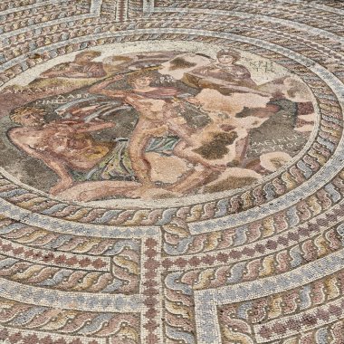 Paphos Kıbrıs'ta antik Roma döneminde eski mozaik berbat eski medeniyet