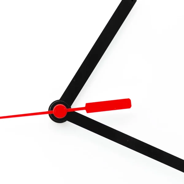 時間の無駄と仕事の概念のようなクロックと赤矢印ホワイト バック グラウンドでぼかし — ストック写真