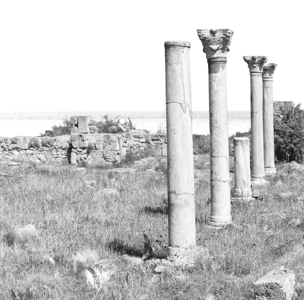 在塞浦路斯北部 Salamina 历史和传统的古色古香的城市和废墟 — 图库照片