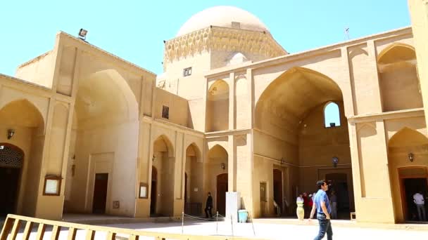 Iran Old Square Minaret Isfahan People Heritage Tourism Mosque — Stok video