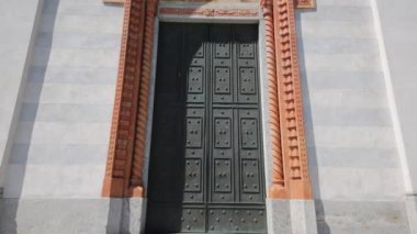 eski Katolik dini yapı ve Saat Kulesi içinde mercallo, İtalya 