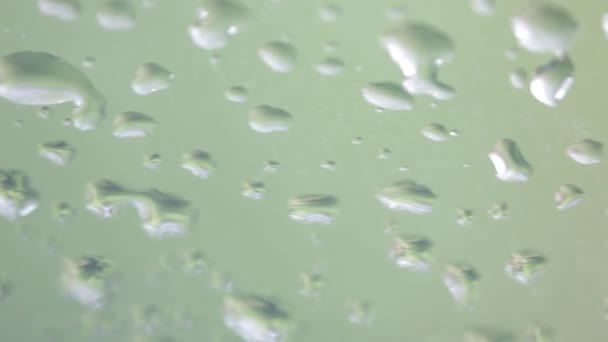 Abstrakta Konsistens Regn Droppar Bilglas Närbild — Stockvideo