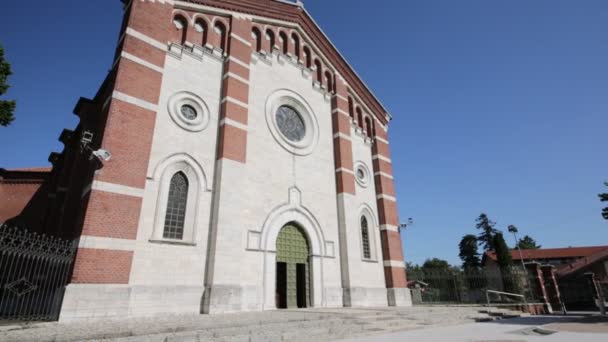 Antigua Religión Católica Edificio Torre Del Reloj Varano Borghi Italia — Vídeo de stock