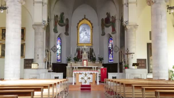 Interior Igreja Católica Com Altar Itália — Vídeo de Stock