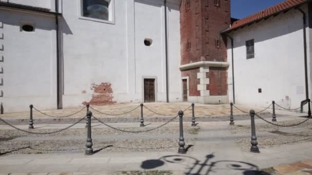 Католическая Церковь Башня Часами Италии — стоковое видео