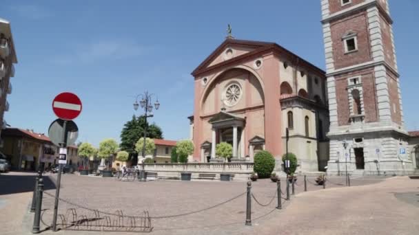 Ancienne Église Catholique Tour Horloge Dans Lonate Pozzolo Italie — Video