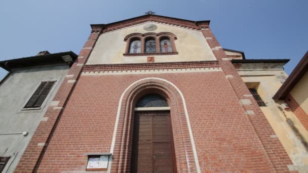 Igreja Católica Antiga Com Relógio Osmate Itália — Vídeo de Stock