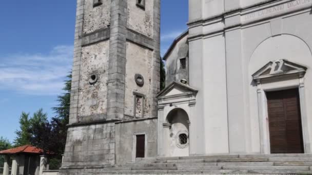Antica Chiesa Cattolica Torre Dell Orologio Sumirago Italia — Video Stock