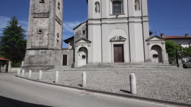 Antigua Iglesia Católica Torre Del Reloj Sumirago Italia — Vídeos de Stock