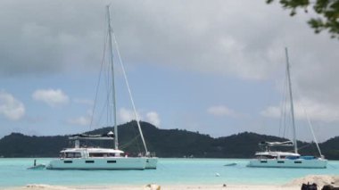 güzel dalgalı deniz in manzara görüntüleri