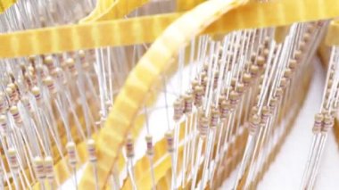 grup ve direnç kavramı gibi birçok rezistans elektronik bileşenlerin yakın çekim görünümü