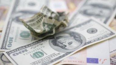 nakit buruşuk dolar banknot