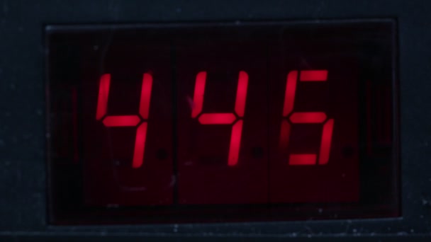 Blur Oude Vuile Beschadigde Rode Display Countdown Concept Van Het — Stockvideo