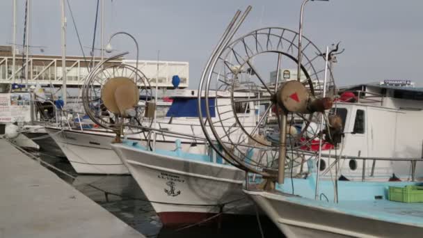 Φιλμ Του Κυπριακού Λιμανιού Συννεφιασμένη Μέρα — Αρχείο Βίντεο