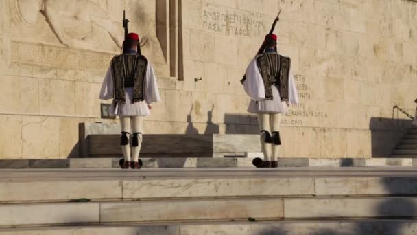 Beelden Van Ceremoniële Wisseling Van Parlements Bewaker Athene — Stockvideo