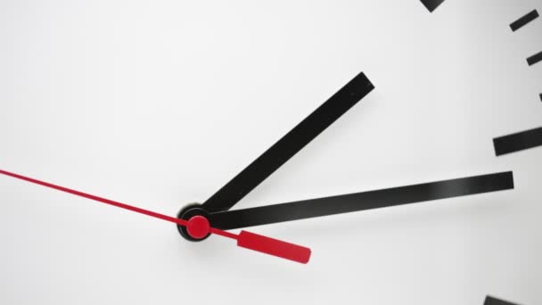 Horloge Avec Des Flèches Rouges Noires Sur Fond Blanc Comme — Video